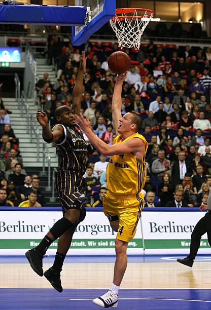 实力不允许！帕金斯：爱德华兹本人不想成为联盟门面 但他可能别无选择